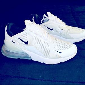 Nike AirMax 270